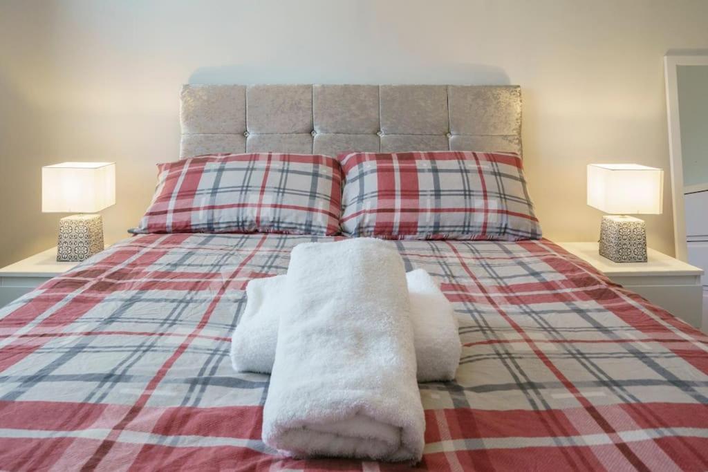Apartment And Stylish 2 Bedroom Ravenhill Road Flat Belfast