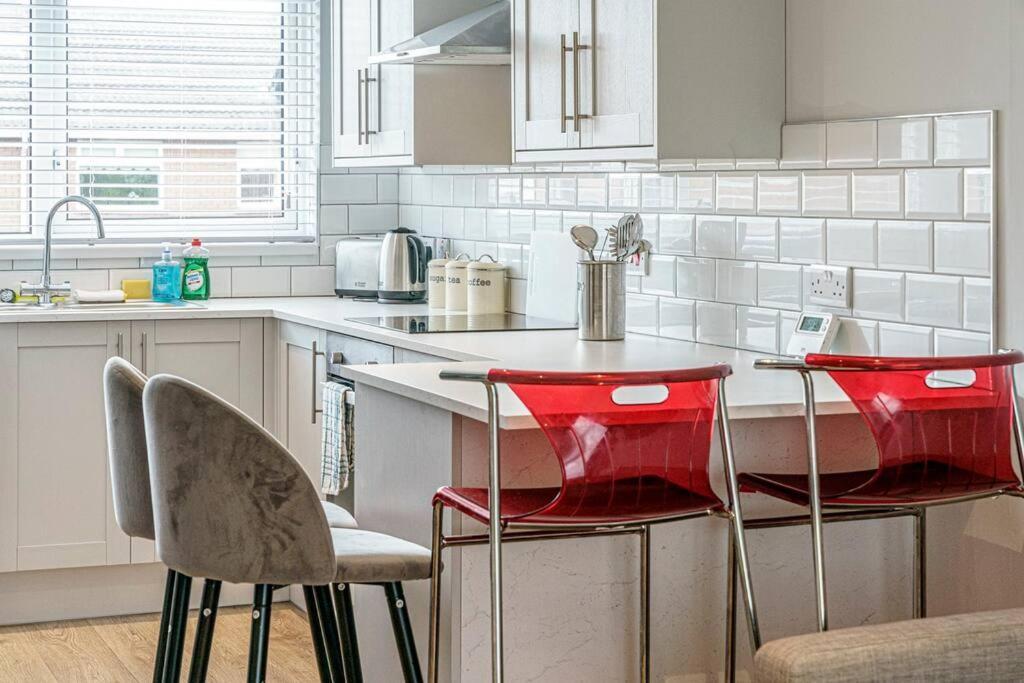 And Stylish 2 Bedroom Ravenhill Road Flat Belfast